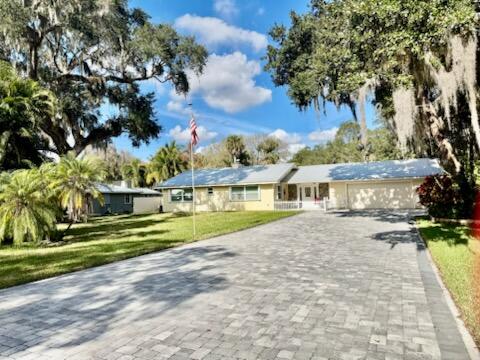 2139 Southwest 22nd Circle North Okeechobee, FL 34974 - Photo 10 of 47 front