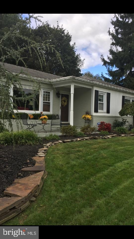18905 Rolling Road Hagerstown, MD 21742 - Photo 4 of 28 Welcome home!