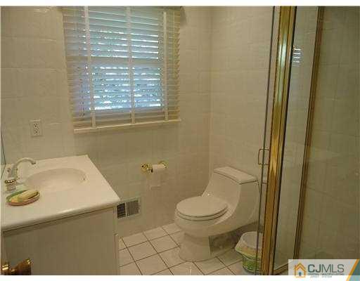 1 Boston Post Road East Brunswick, NJ 08816 - Photo 13 of 18 Gallery Image 13