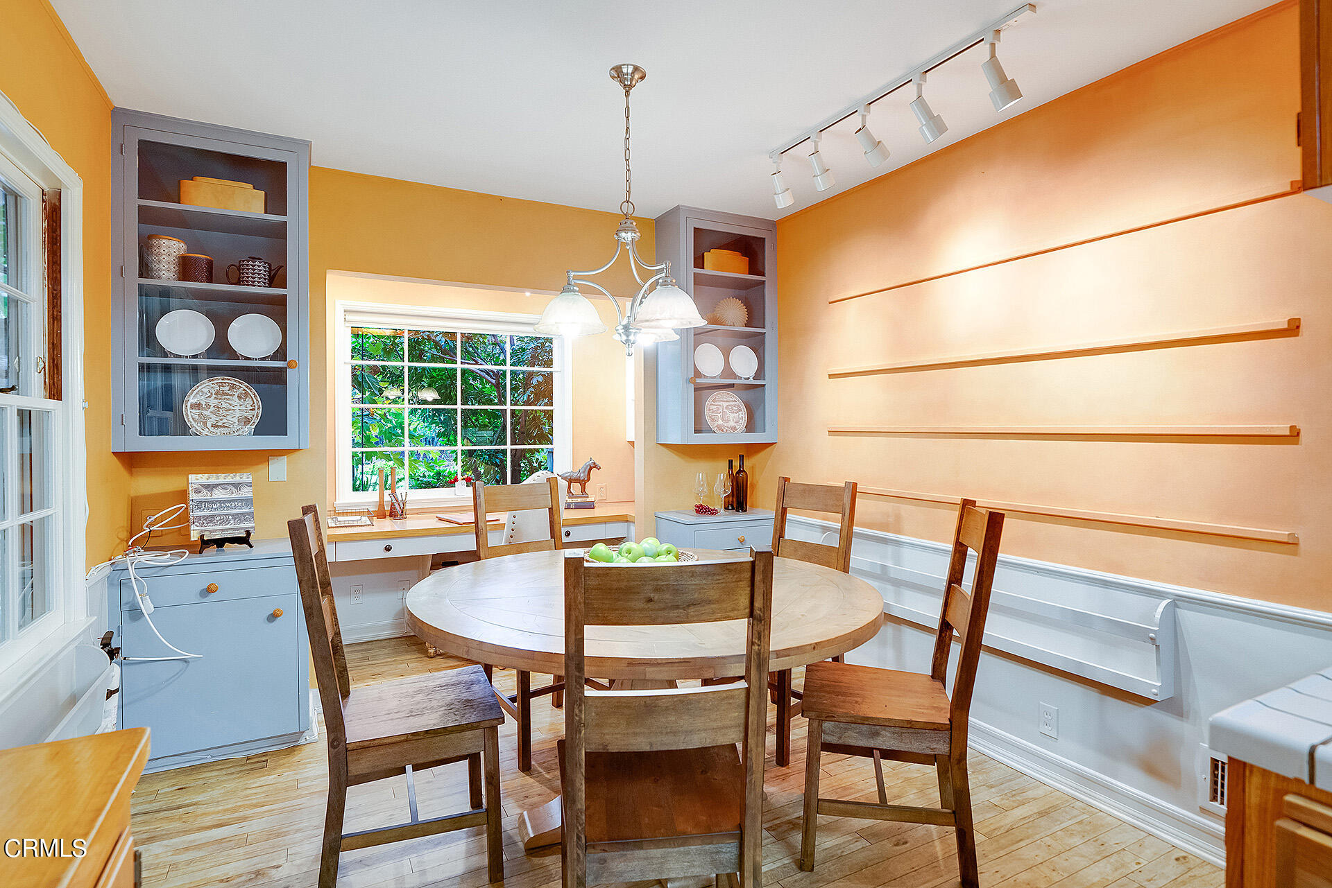 2035 South Oak Knoll Avenue San Marino, CA 91108 - Photo 15 of 28 a dining room with furniture and window