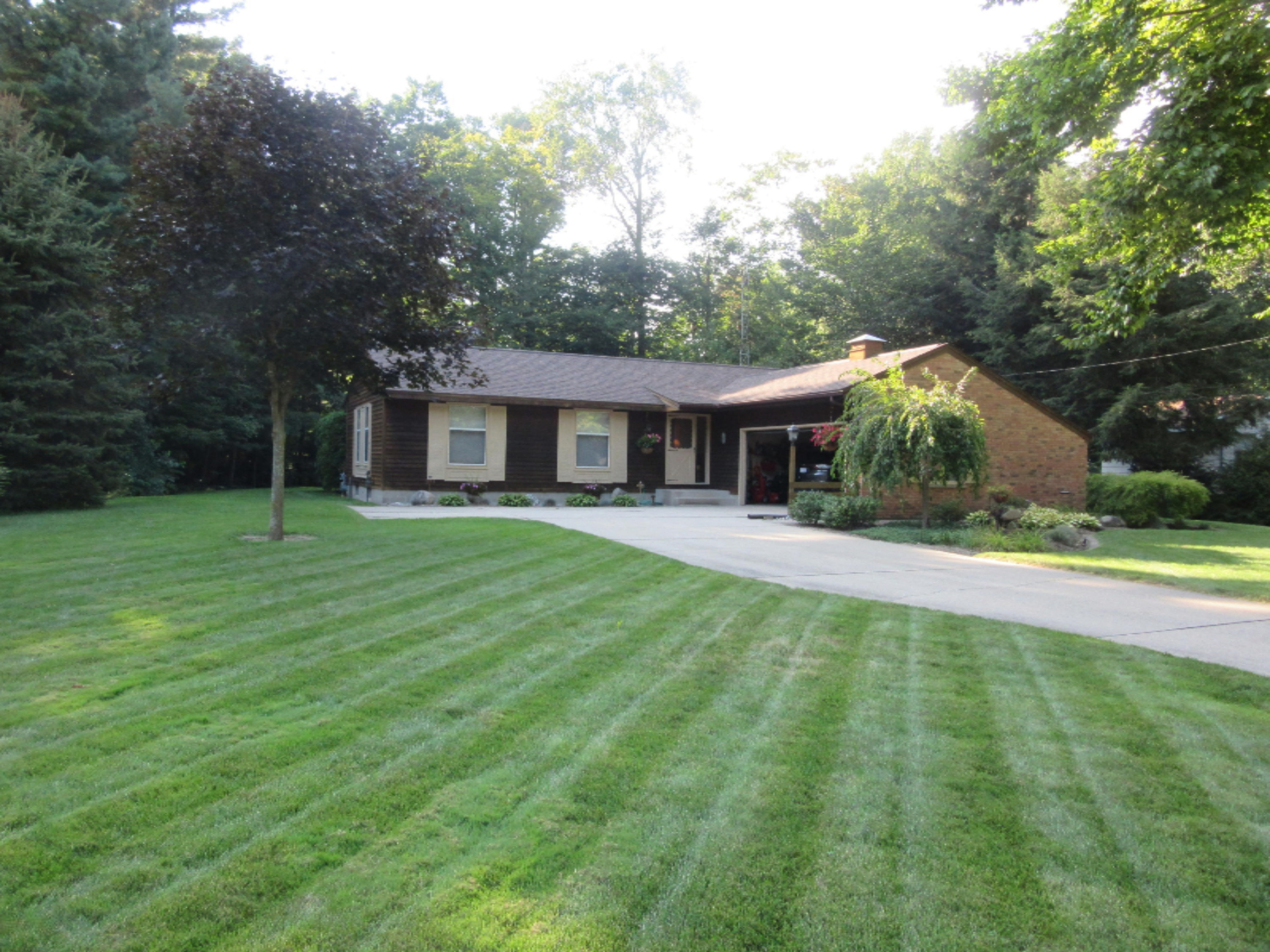 7163 South Walker Road Spring Lake, MI 49456 - Photo 2 of 25 2