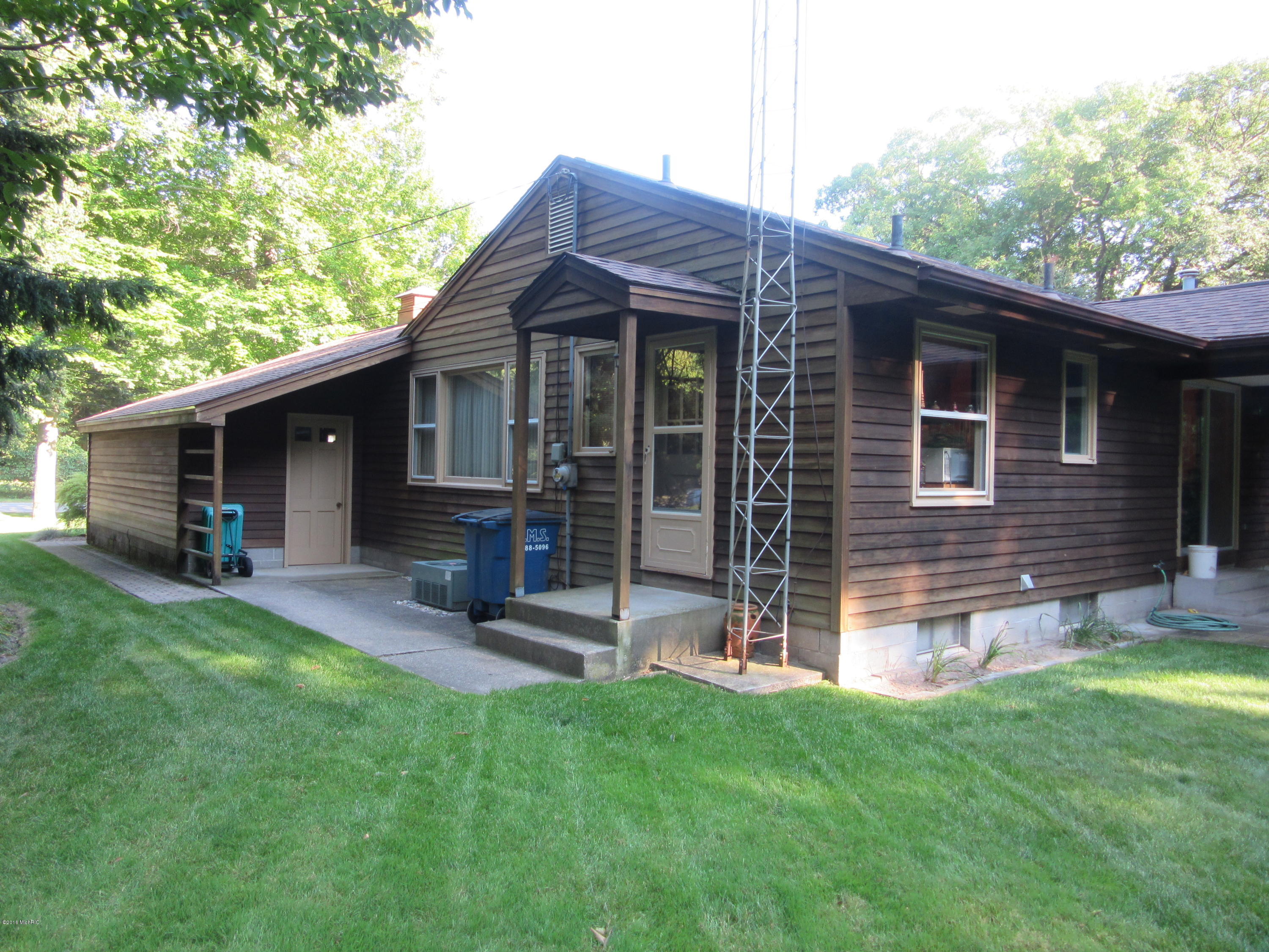 7163 South Walker Road Spring Lake, MI 49456 - Photo 7 of 25 7