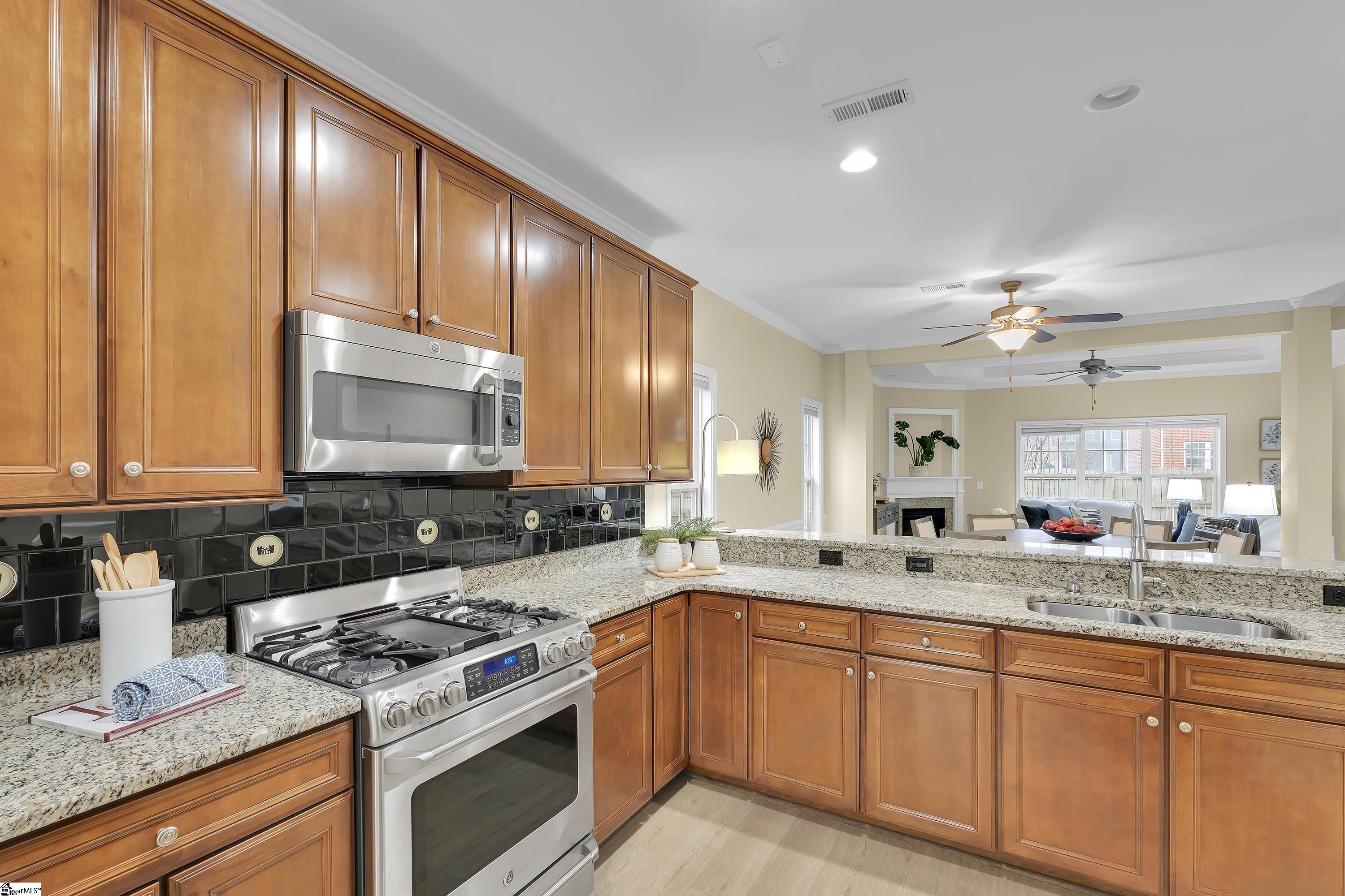 28 Barnwood Circle Greenville, SC 29607 - Photo 30 of 36