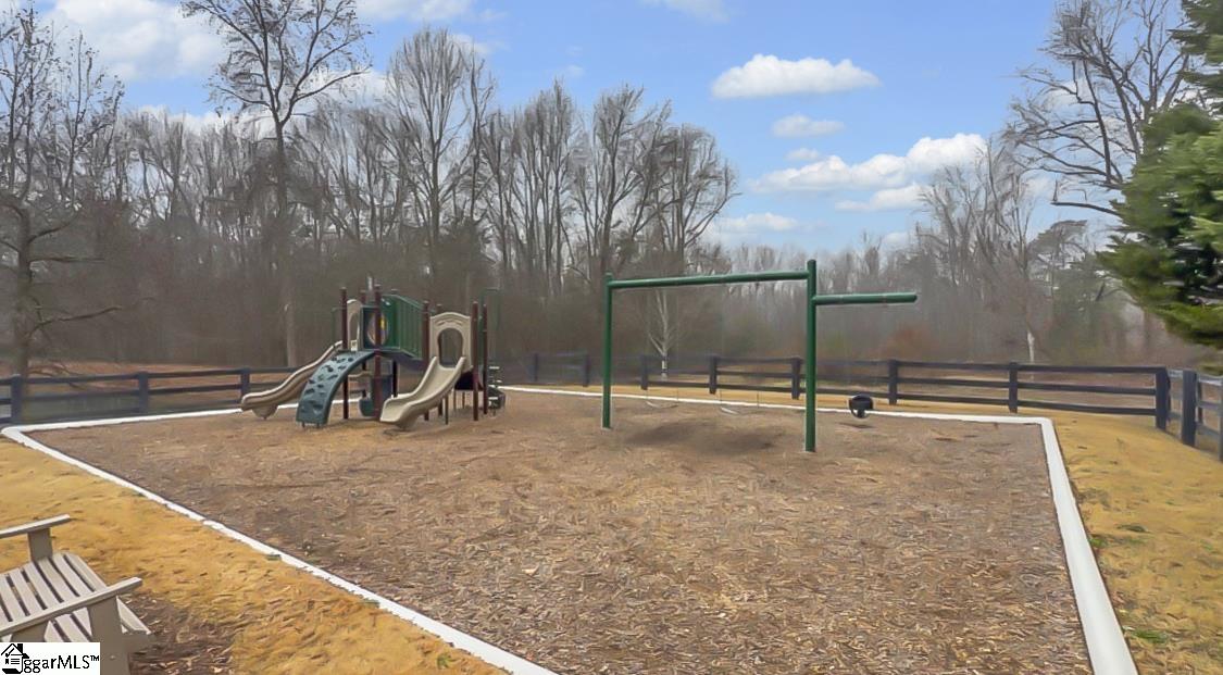 28 Barnwood Circle Greenville, SC 29607 - Photo 35 of 36