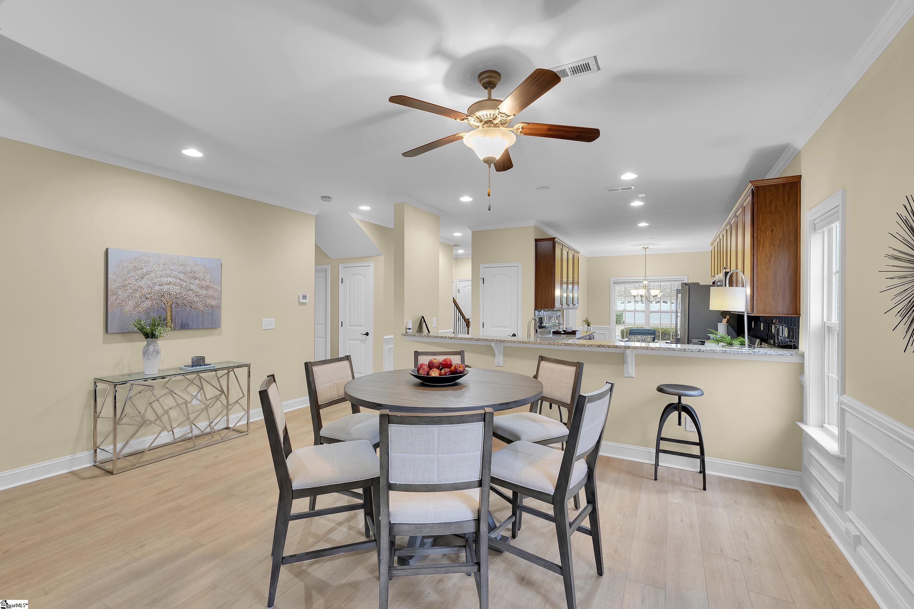 28 Barnwood Circle Greenville, SC 29607 - Photo 6 of 36