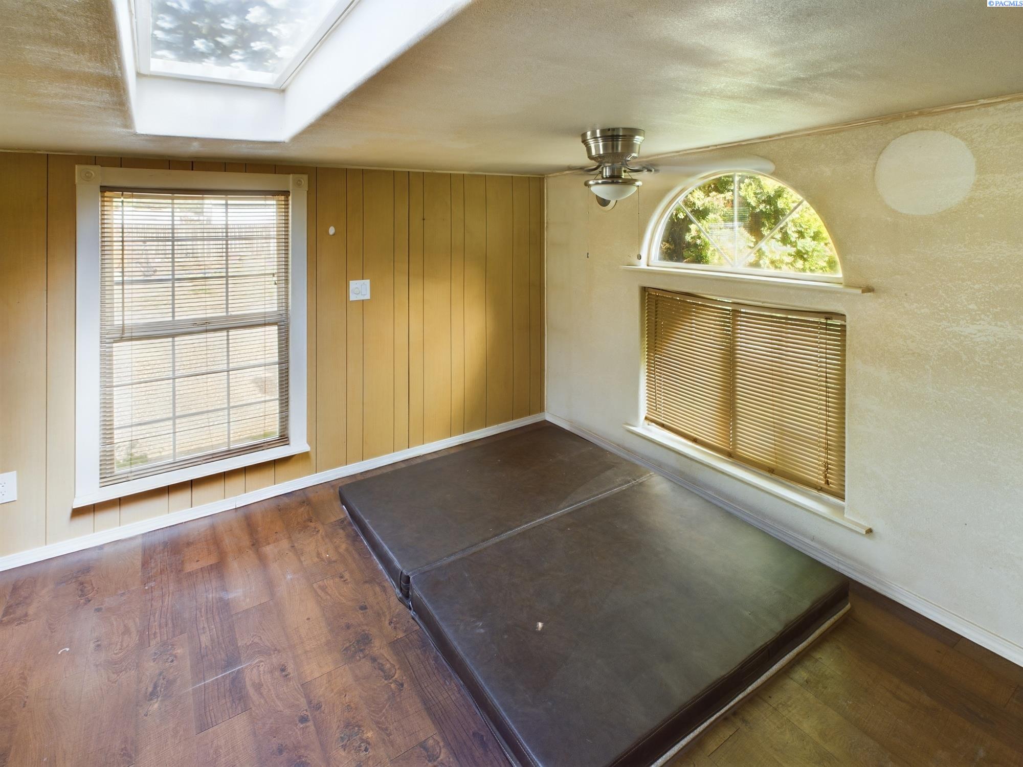 414 Ringhoff Road Burbank, WA 99323 - Photo 17 of 34 Gallery Image 17
