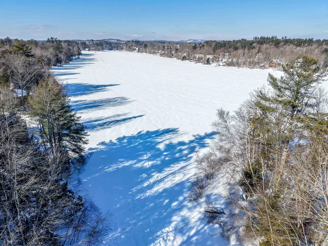 $449,900 | 4 North Shore Drive, Barnstead, NH 03225