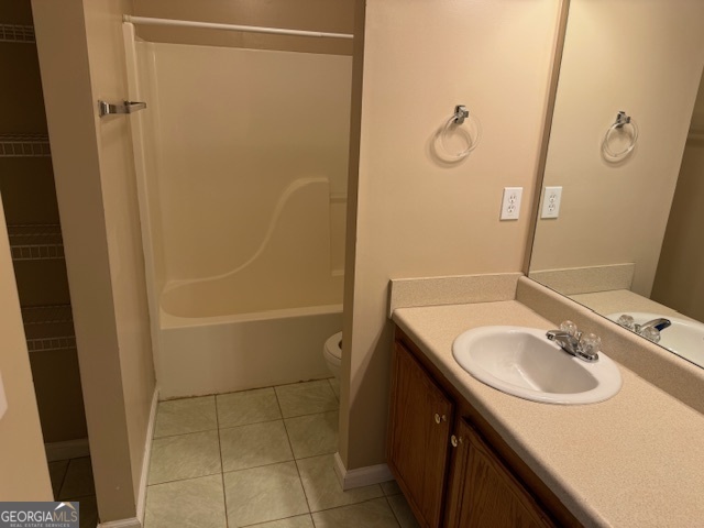 4393 English Loop Lithonia, GA 30038 - Photo 10 of 12 Bathroom 2