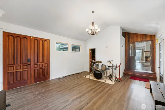 $1,100,000 | 20505 12th Street East, Lake Tapps, WA 98391