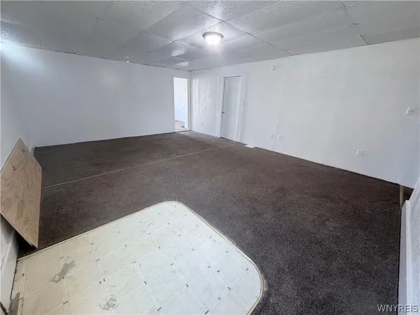 $2,000 | 901 South Park Avenue, Buffalo, NY 14210