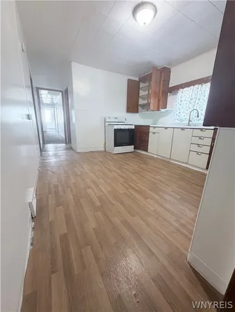 $2,000 | 901 South Park Avenue, Buffalo, NY 14210