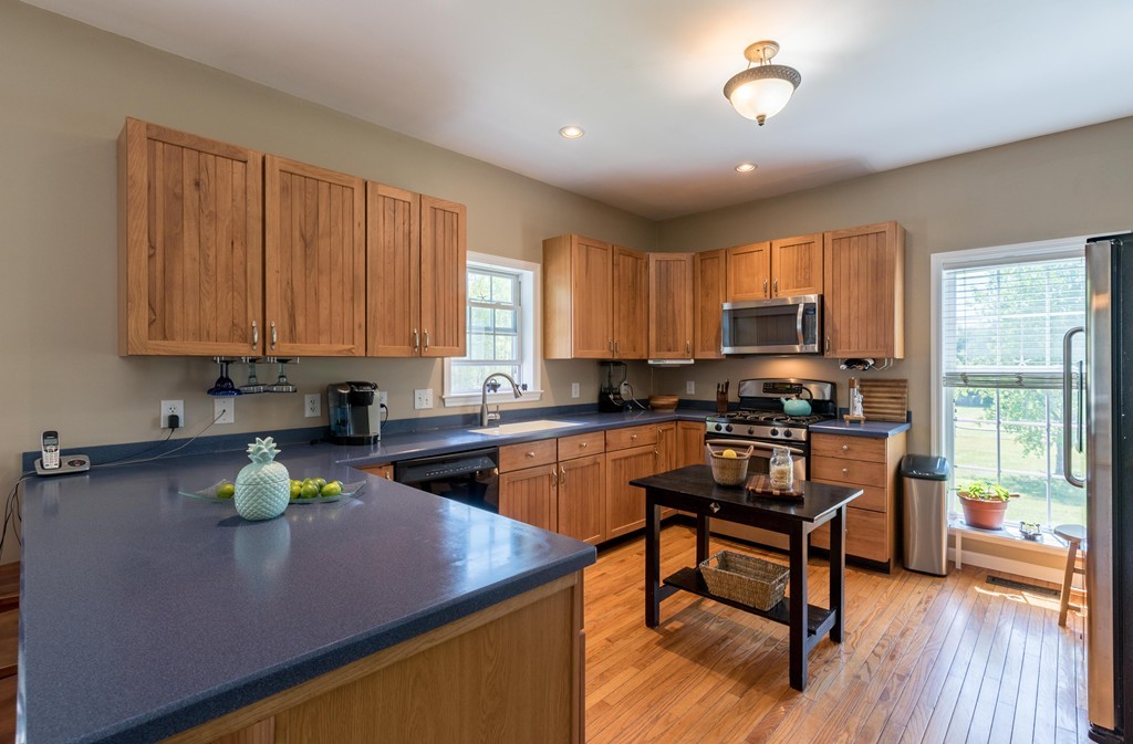 91 Westbrook Road Whately, MA 01373 - Photo 2 of 29