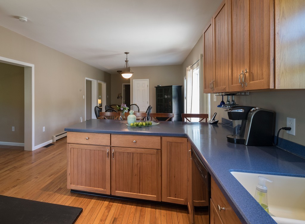 91 Westbrook Road Whately, MA 01373 - Photo 4 of 29