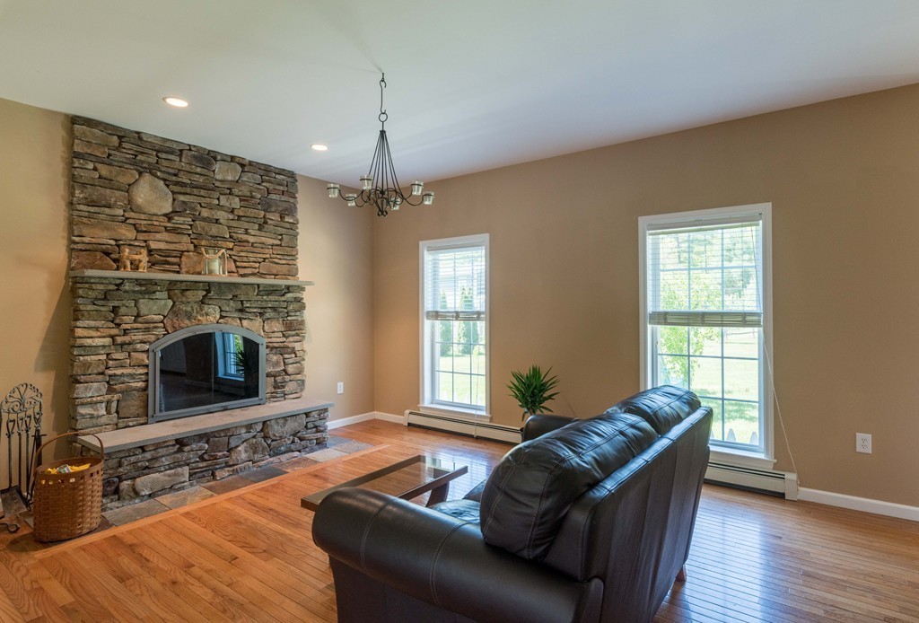 91 Westbrook Road Whately, MA 01373 - Photo 8 of 29
