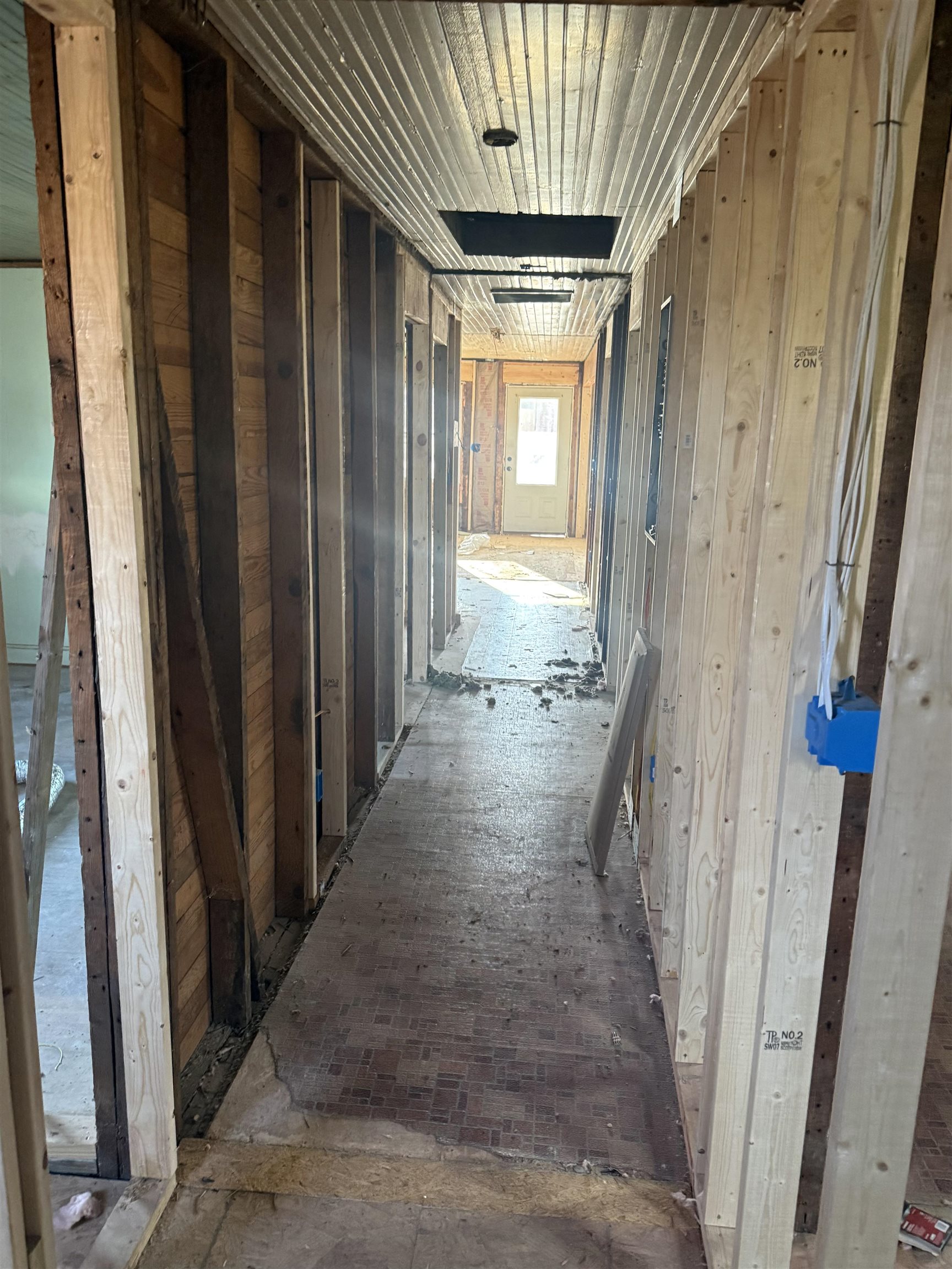 221 Mayo Road Cowpens, SC 29330 - Photo 3 of 17