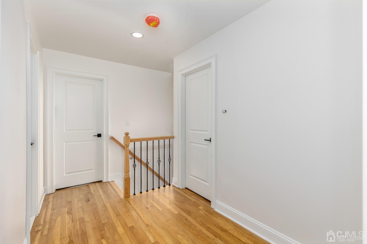 12 Annette Drive Edison, NJ 08820 - Photo 20 of 42 a view of a hallway