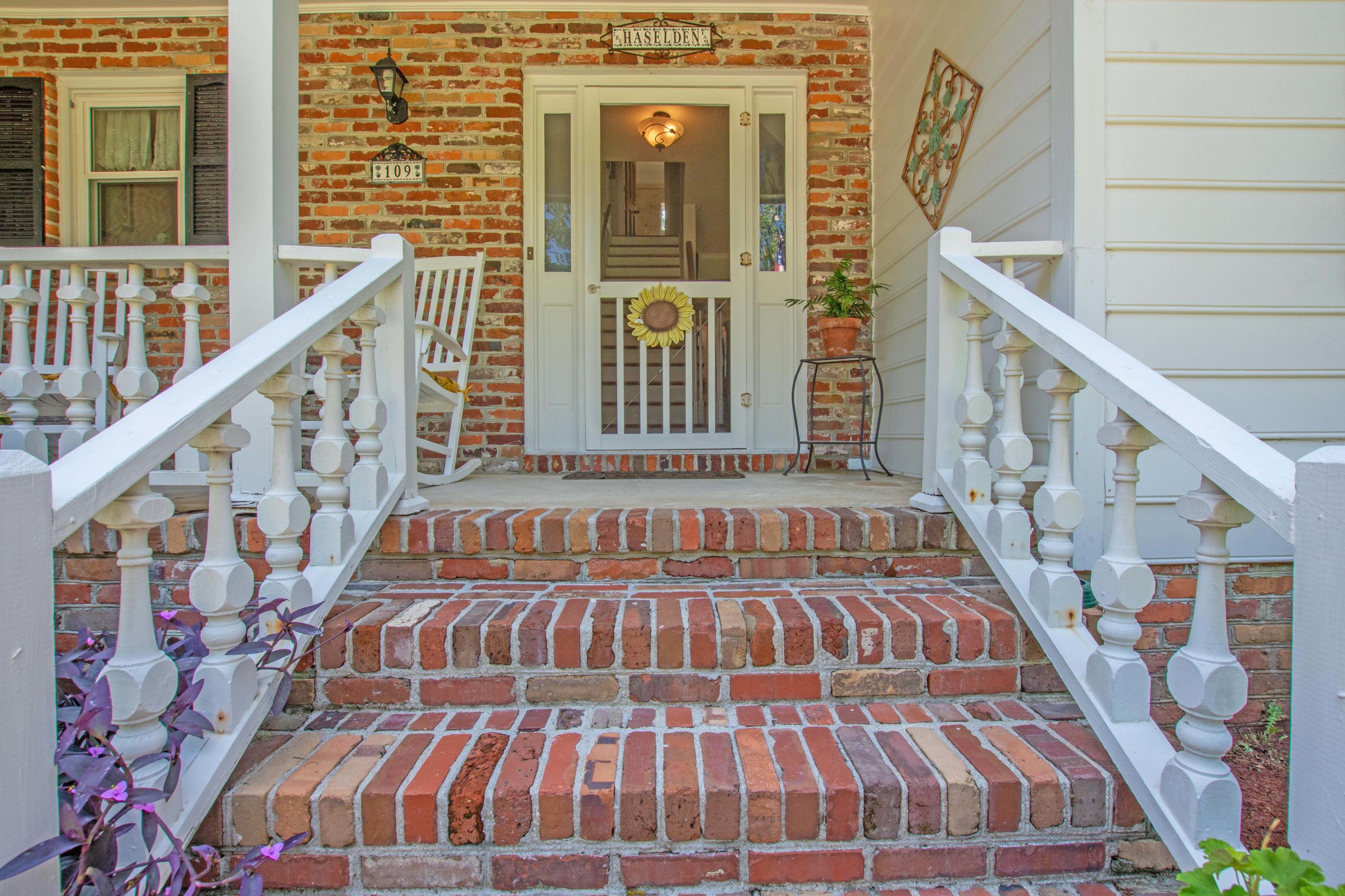 109 Almond Street Pinopolis, SC 29469 - Photo 6 of 49 Walk way