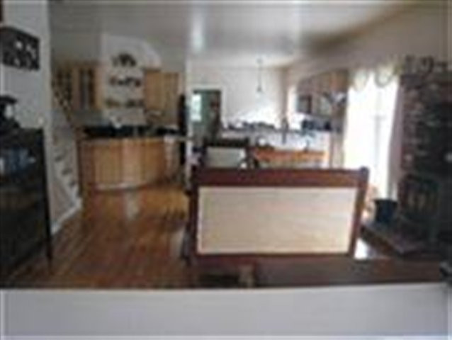 2145 Putnam Road Rotterdam, NY 12306 - Photo 4 of 12 Photo 4