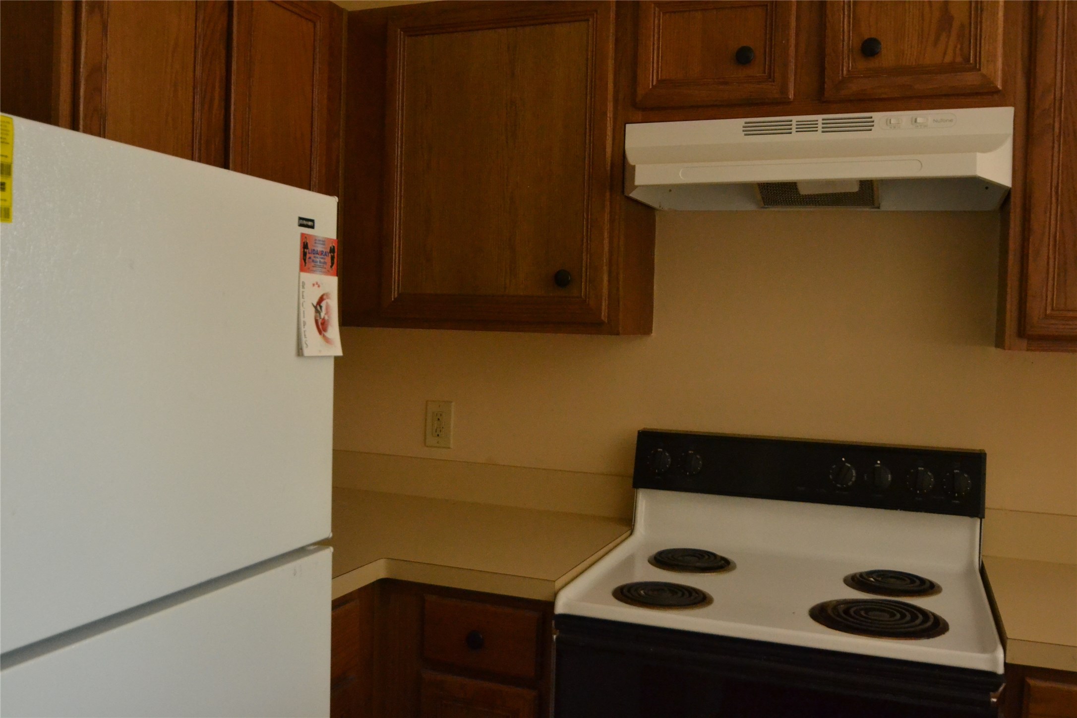 304 Dell Court, Unit 6 Houston, TX 77009 - Photo 14 of 47