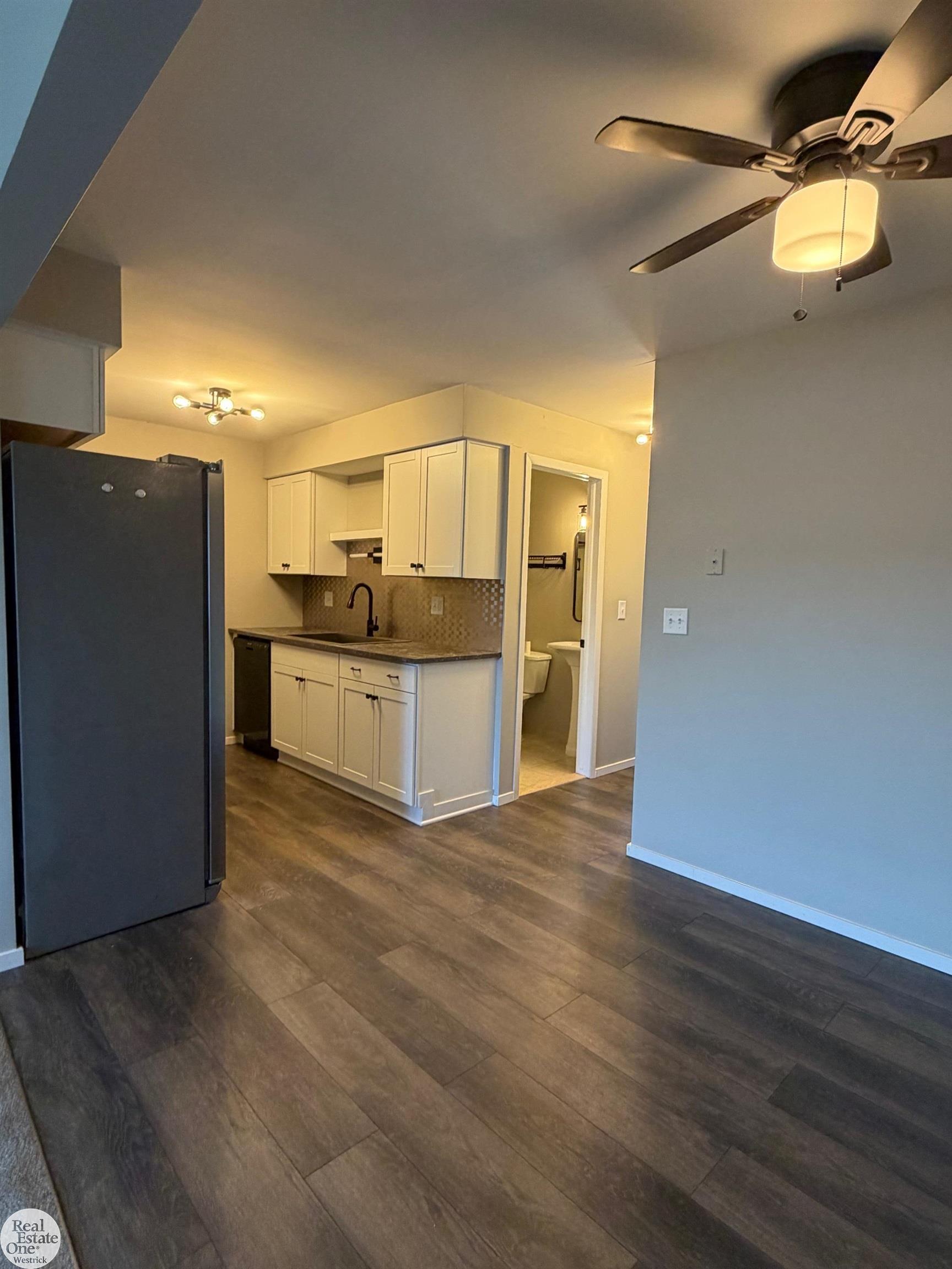 587 Pointe Tremble Road, Unit 5 Algonac, MI 48001 - Photo 7 of 20