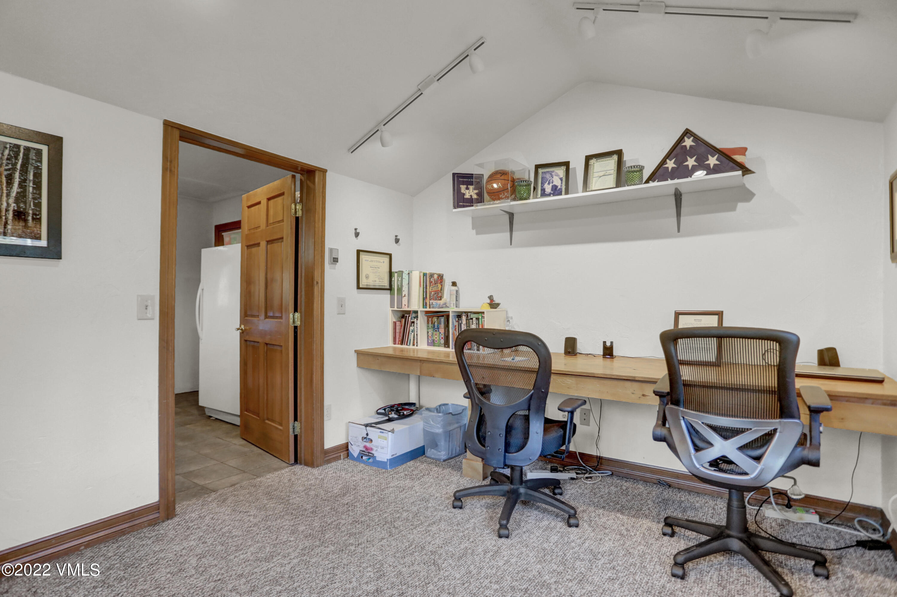 120 Chaparral Road Edwards, CO 81632 - Photo 27 of 60 Office-3