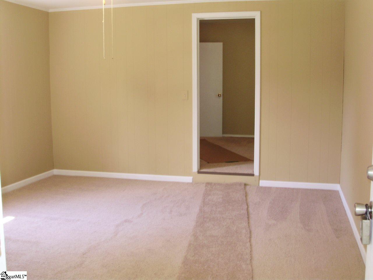 487 Edwards Road Travelers Rest, SC 29690 - Photo 14 of 34