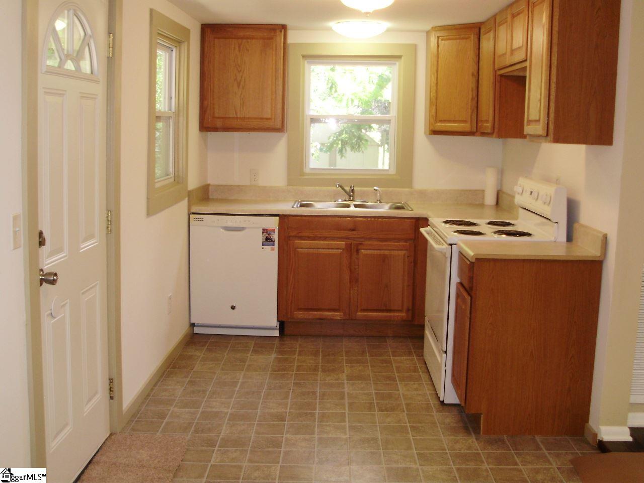 487 Edwards Road Travelers Rest, SC 29690 - Photo 3 of 34
