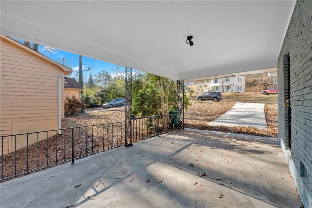 2080 Bluffton Way Decatur, GA 30035 - Photo 7 of 48