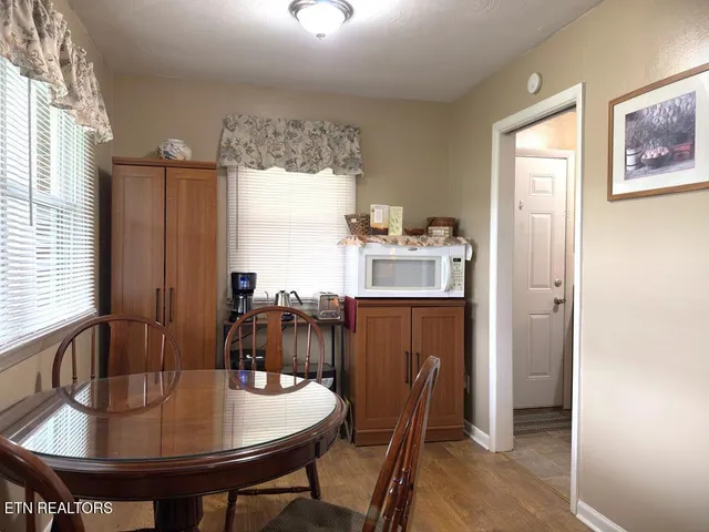 $419,900 | 214 Lakeview Stable Road, Livingston, TN 38570