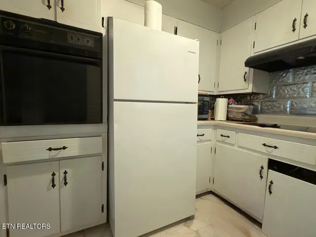 $419,900 | 214 Lakeview Stable Road, Livingston, TN 38570