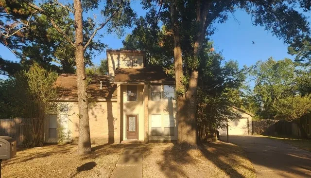 $1,950 | 9902 Kings Walk Round Street, Houston, TX 77070