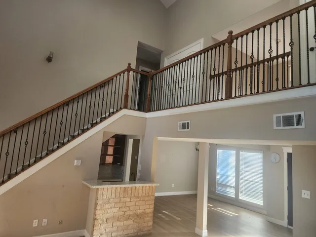 $1,950 | 9902 Kings Walk Round Street, Houston, TX 77070