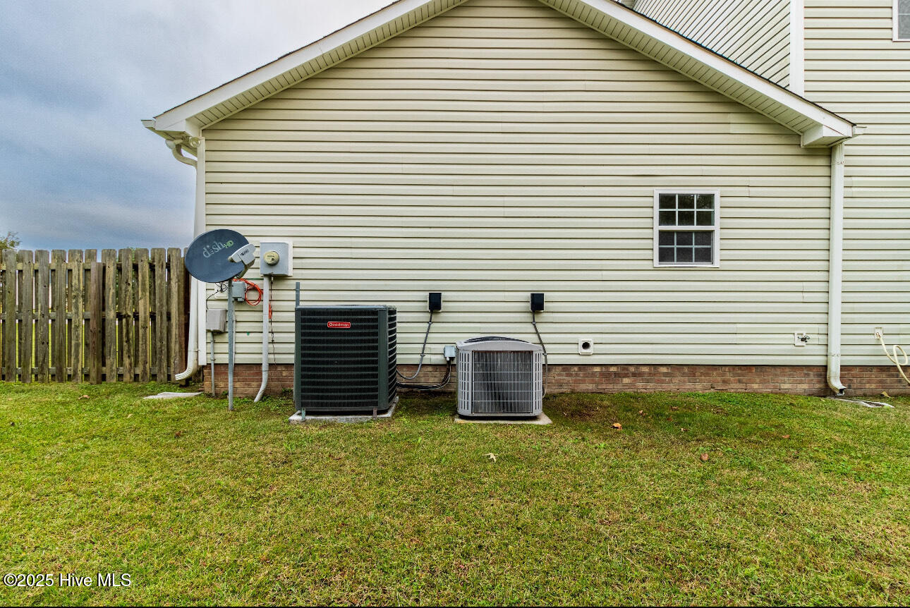116 Lafitte Drive Hubert, NC 28539 - Photo 47 of 50 Heat Pumps