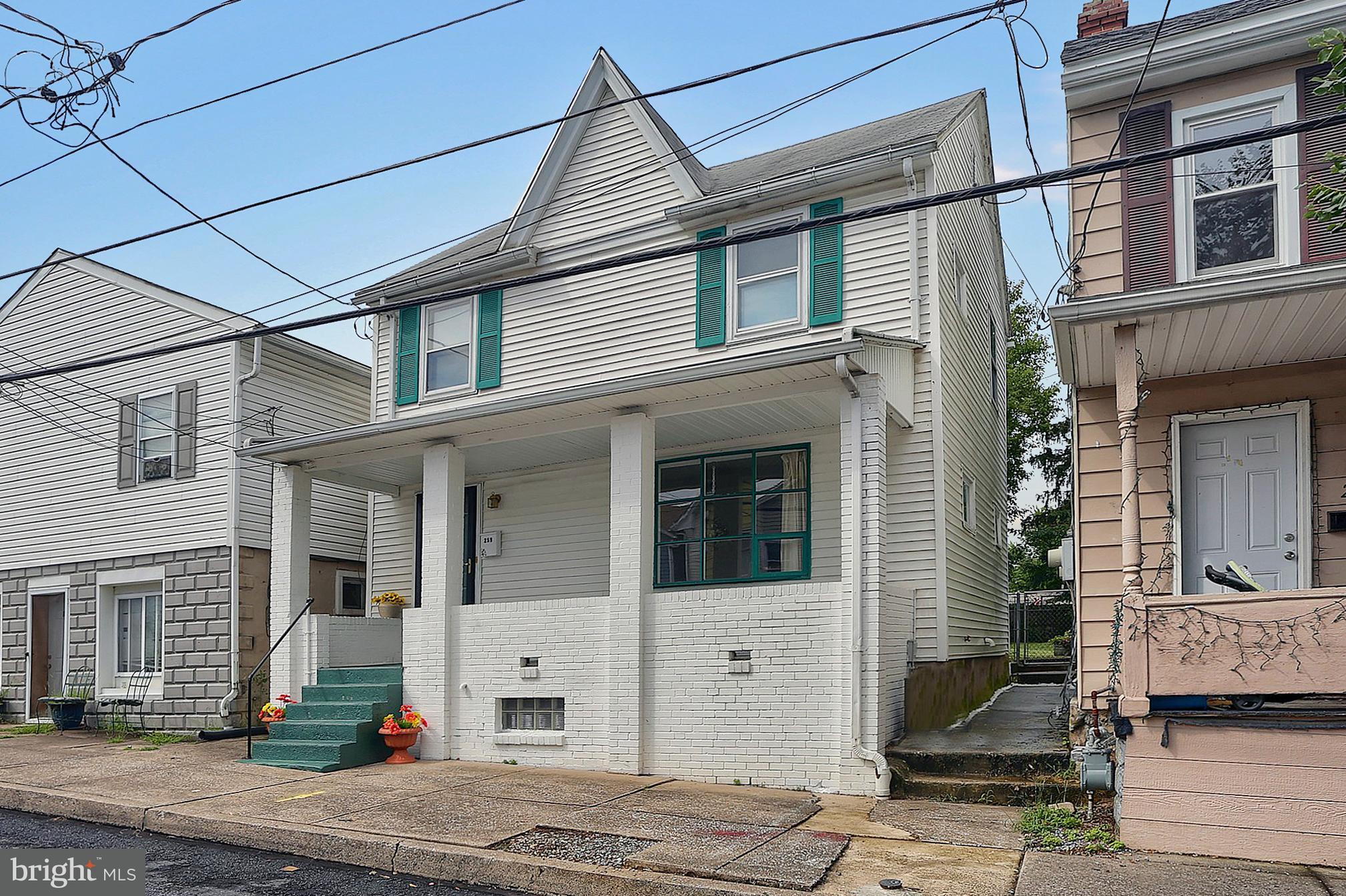 259 Market Street Middletown, PA 17057 - Photo 3 of 33