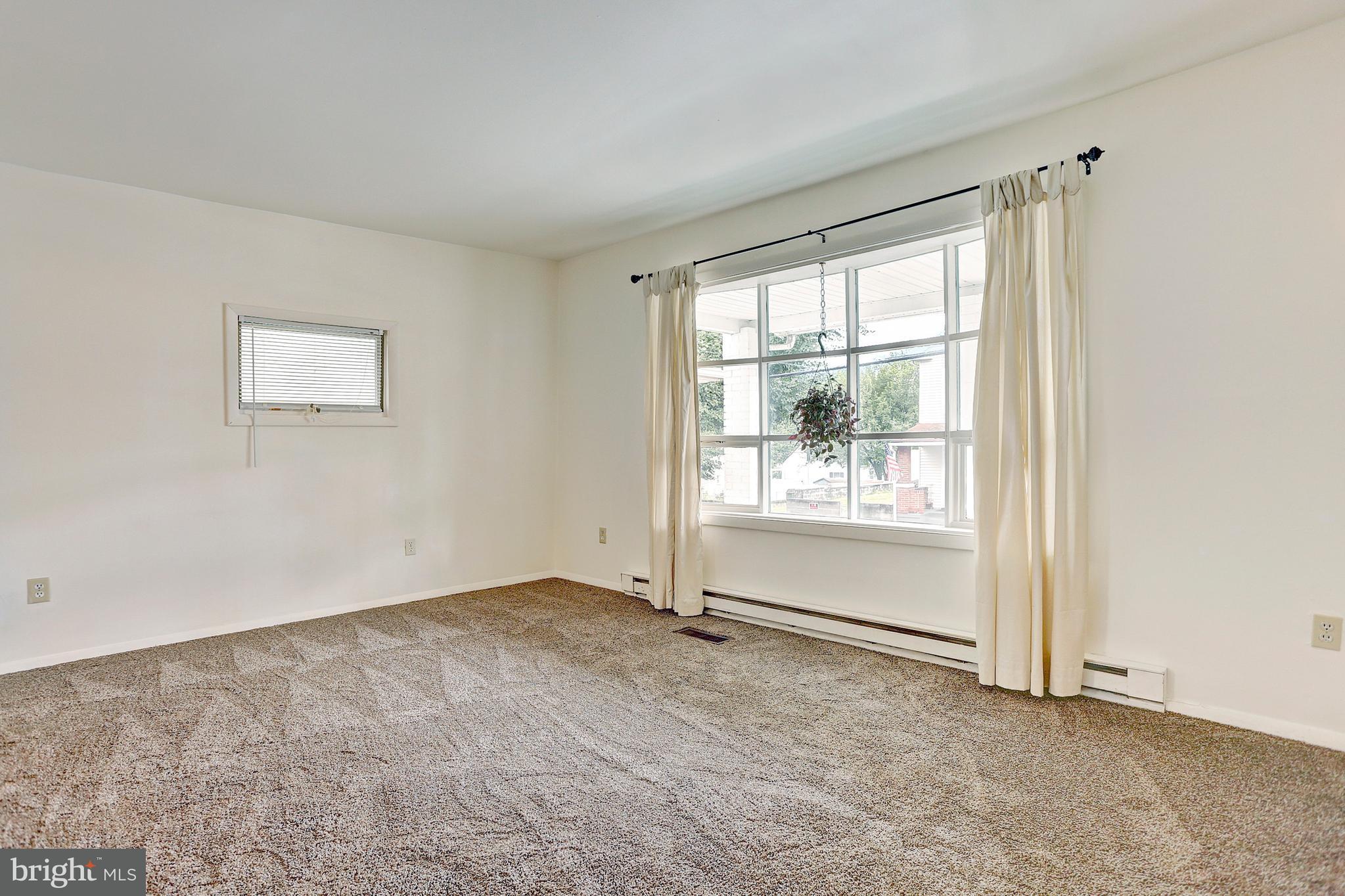 259 Market Street Middletown, PA 17057 - Photo 7 of 33