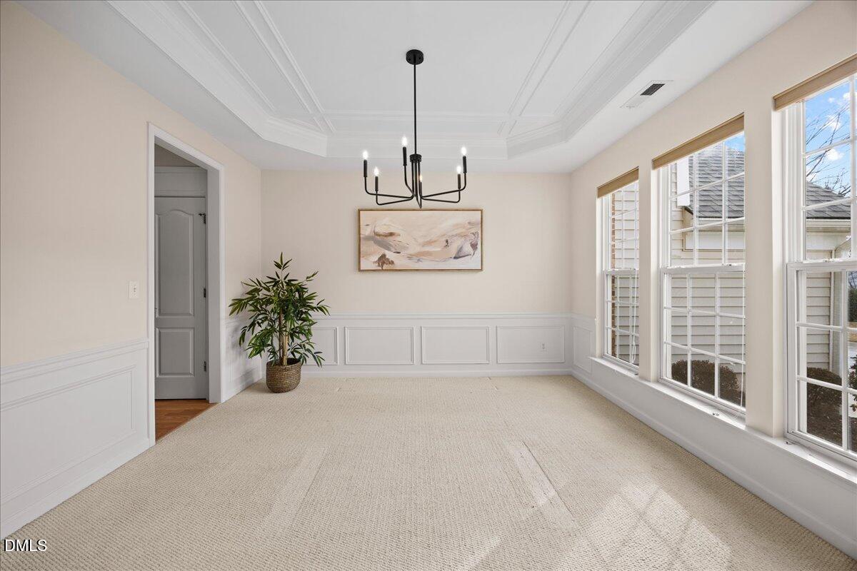 7714 Cloudview Lane Raleigh, NC 27613 - Photo 9 of 59 13-2A1A8319