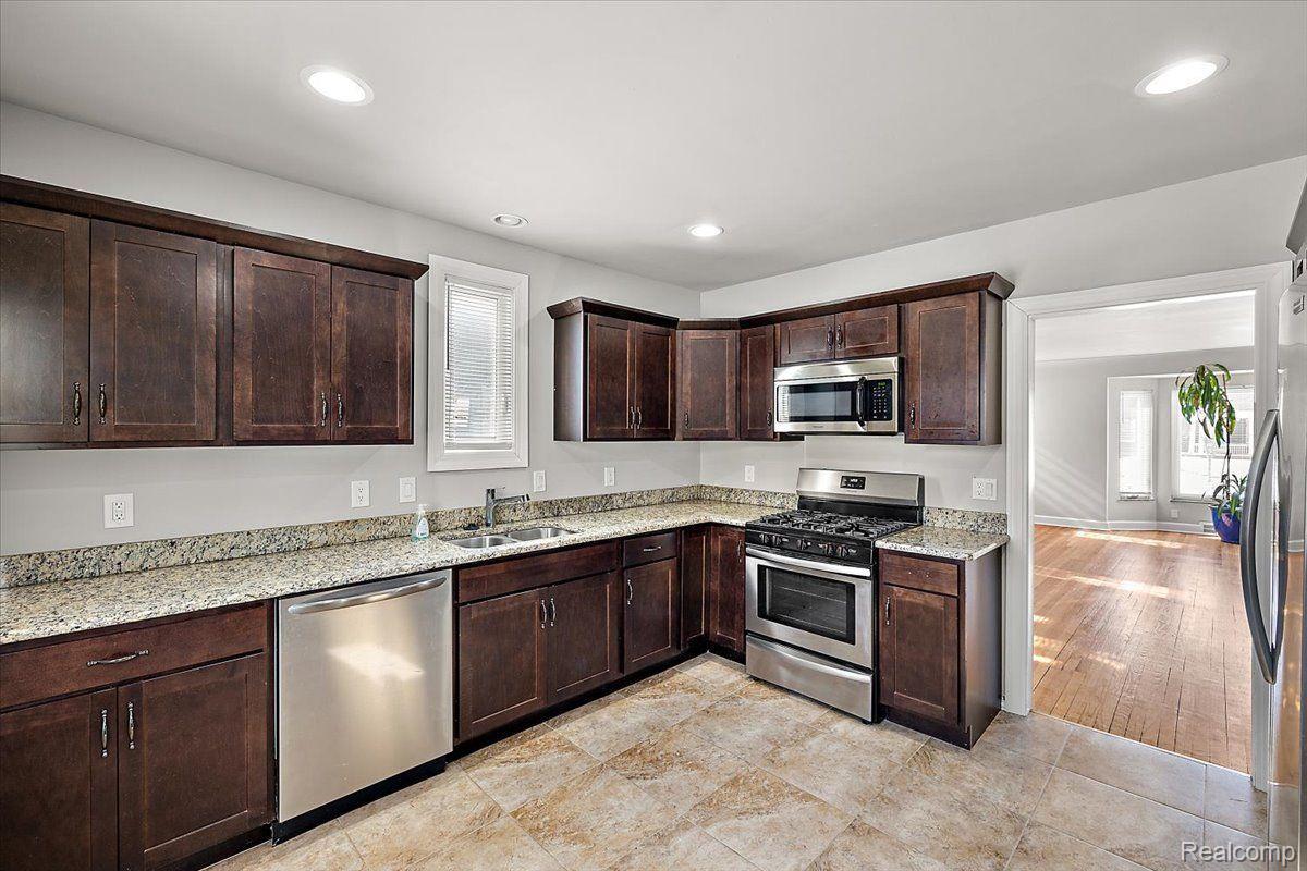 16844 Inverness Street Detroit, MI 48221 - Photo 13 of 33 Gallery Image 13