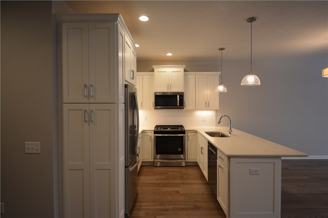 943 Pathway Lane, Unit 79 Webster, NY 14580 - Photo 3 of 23