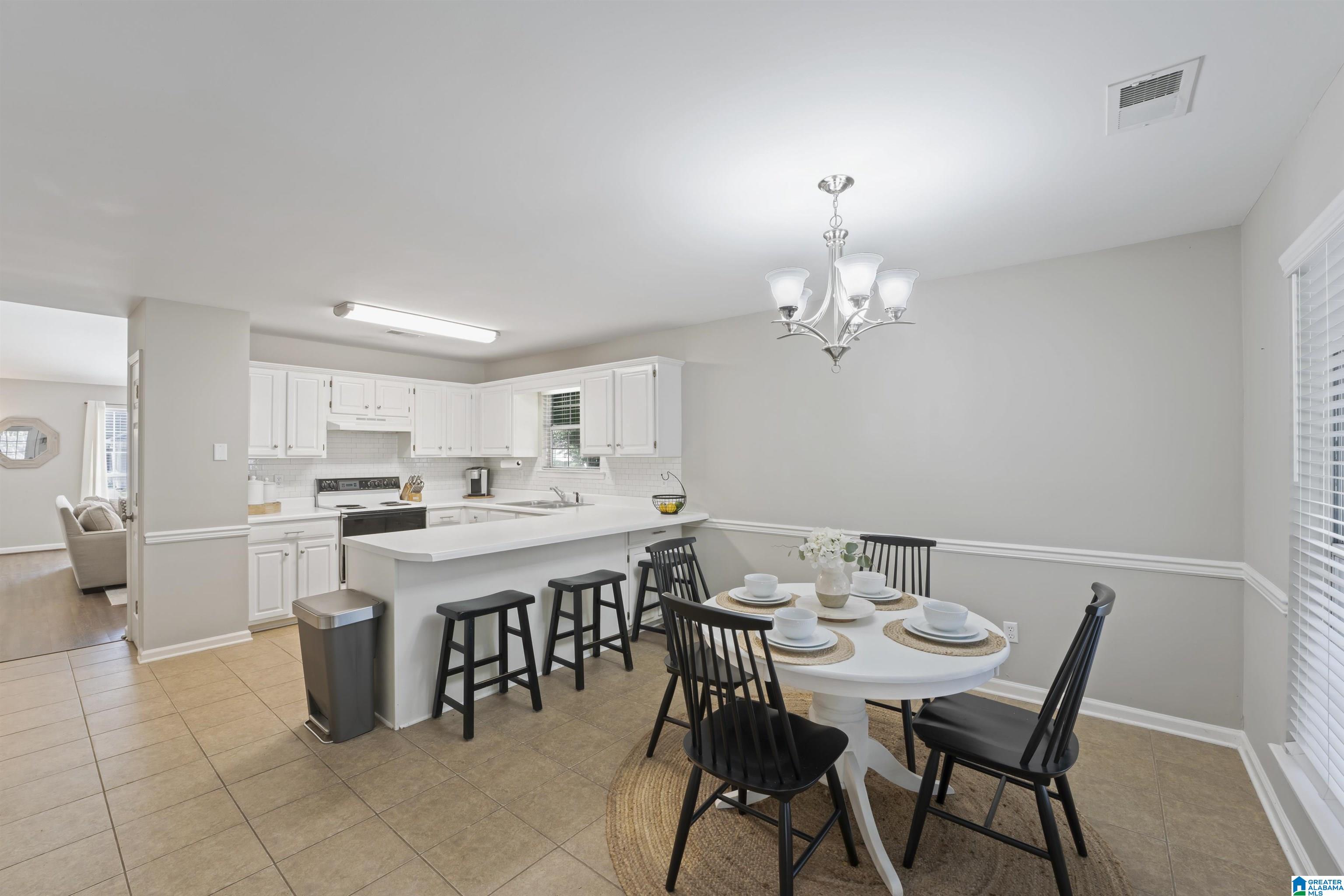 108 Brookhollow Way Pelham, AL 35124 - Photo 8 of 22