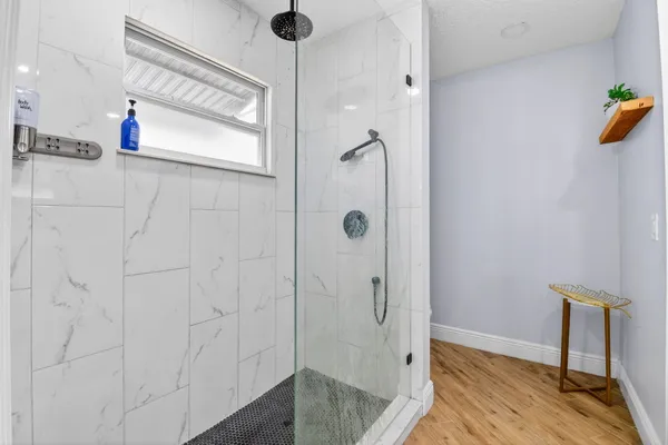 $4,500 | 320 Riverdale Road, Palm Springs, FL 33461