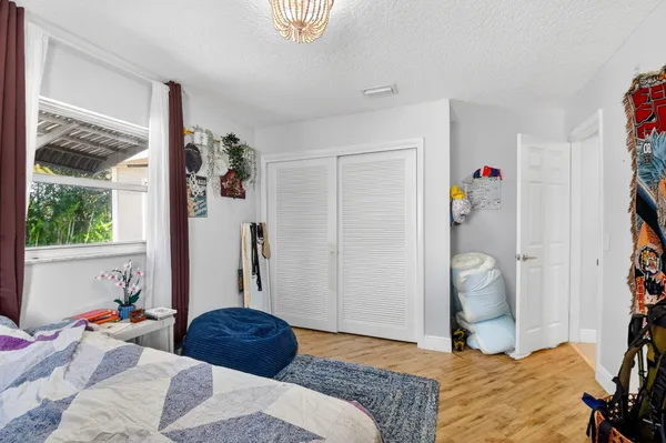 $4,500 | 320 Riverdale Road, Palm Springs, FL 33461