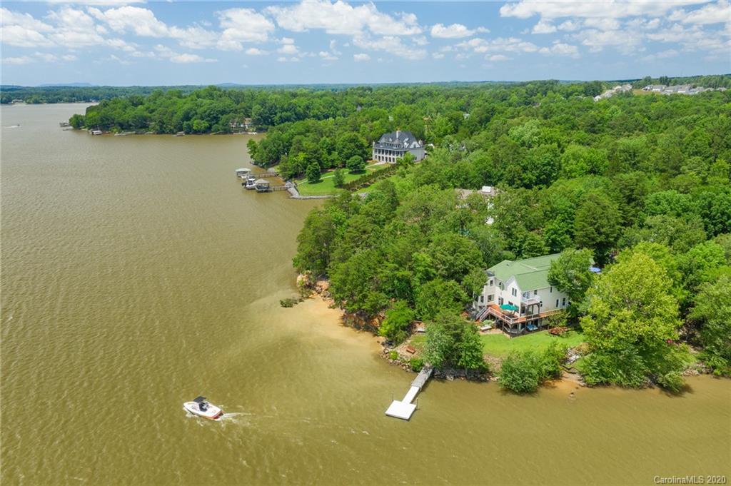 18216 Hideaway Road Charlotte, NC 28278 - Photo 1 of 33 Gallery Image 1