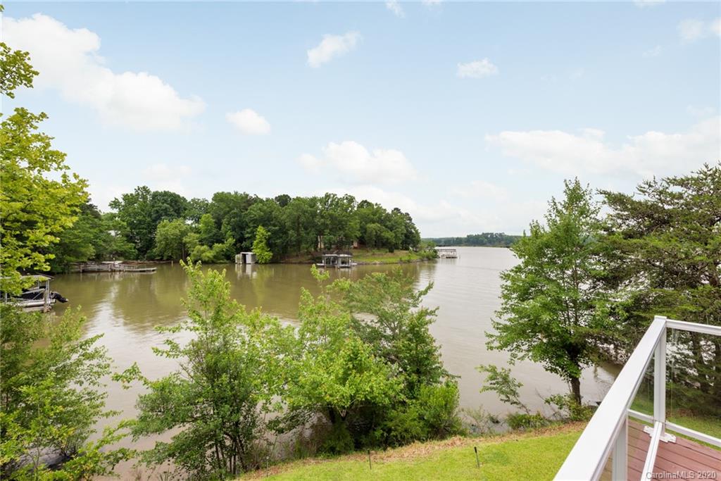 18216 Hideaway Road Charlotte, NC 28278 - Photo 29 of 33 Gallery Image 29