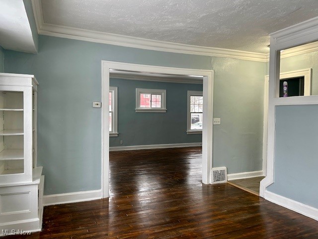 3331 Cedarbrook Road Cleveland, OH 44118 - Photo 14 of 50 Gallery Image 14