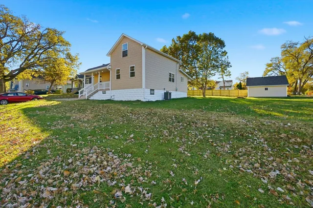 $295,000 | 1313 Elizabeth Street, Joliet, IL 60435