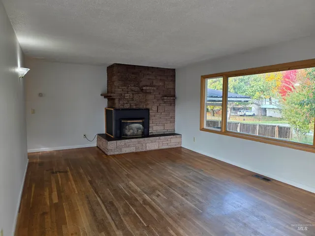 $295,000 | 902 3rd Street, Kamiah, ID 83536