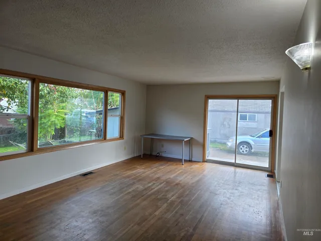 $295,000 | 902 3rd Street, Kamiah, ID 83536