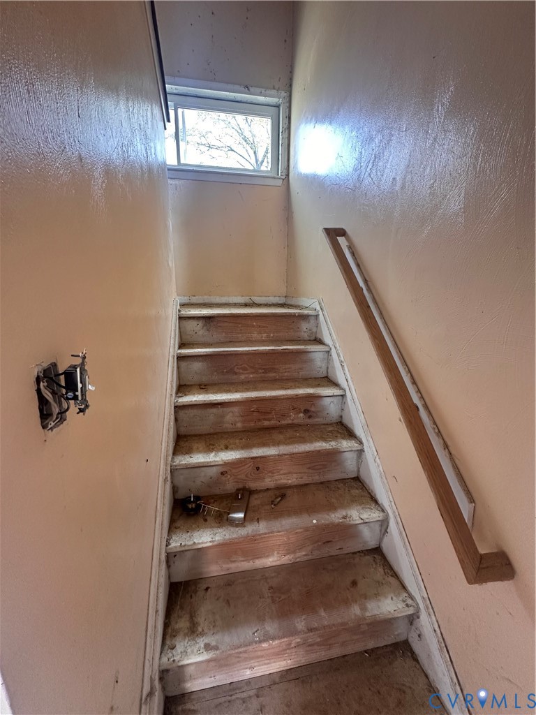 3931 Old Brook Road Richmond, VA 23227 - Photo 15 of 25