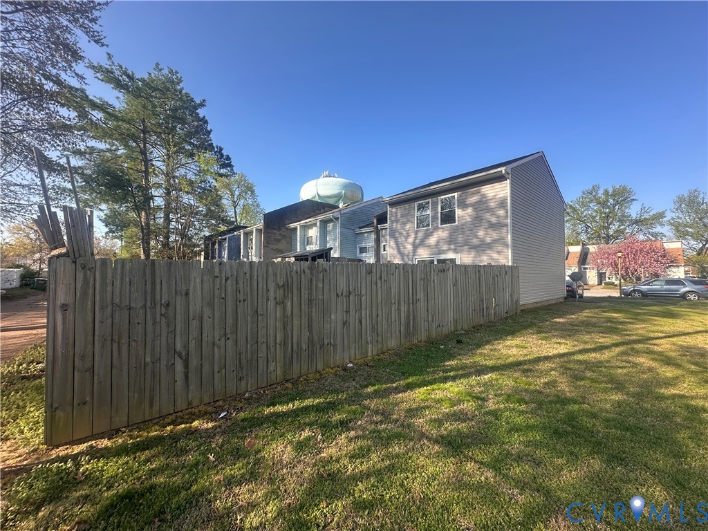 3931 Old Brook Road Richmond, VA 23227 - Photo 6 of 25