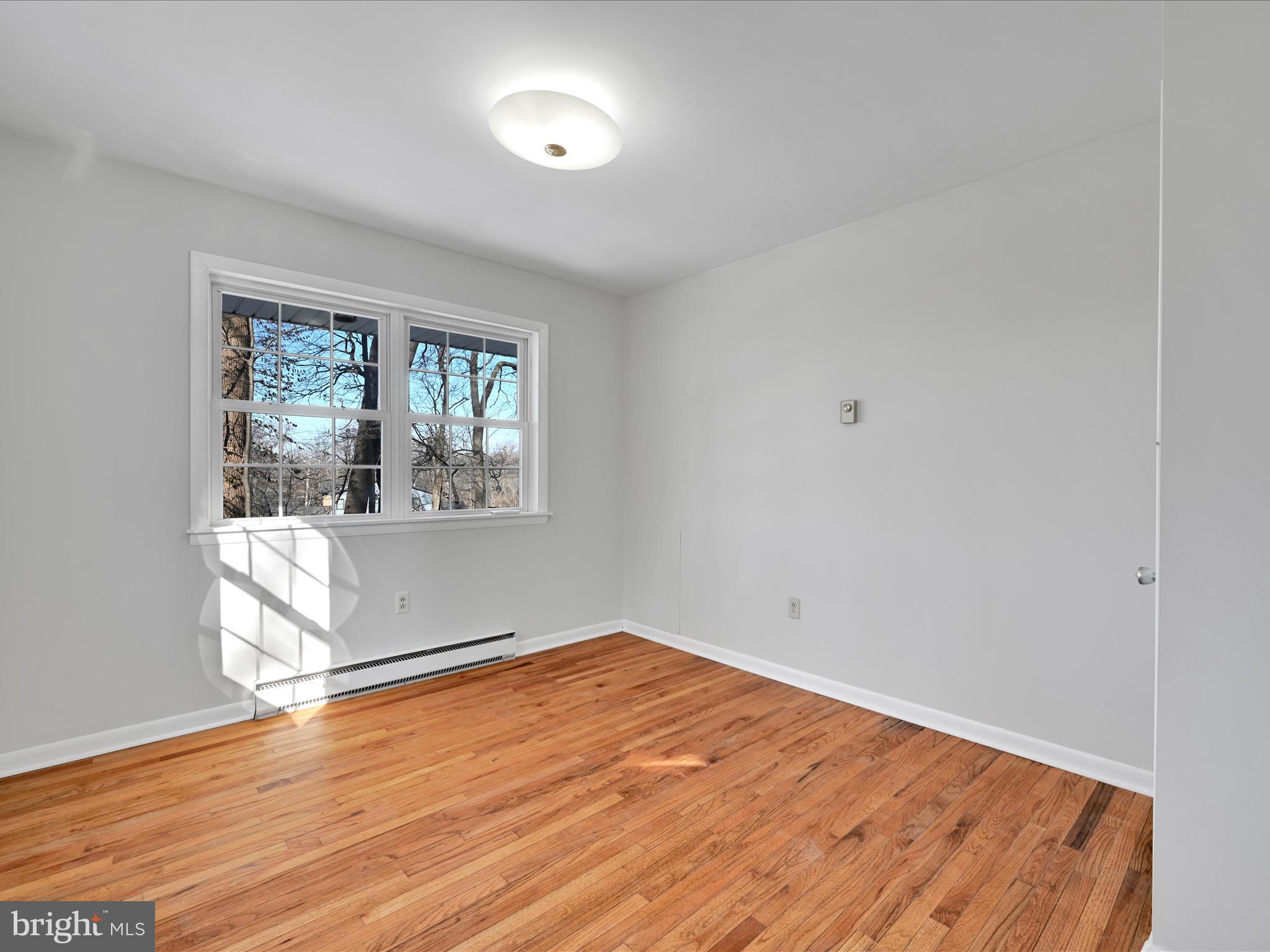 447 Greentree Road Elizabethtown, PA 17022 - Photo 14 of 28 Bedroom